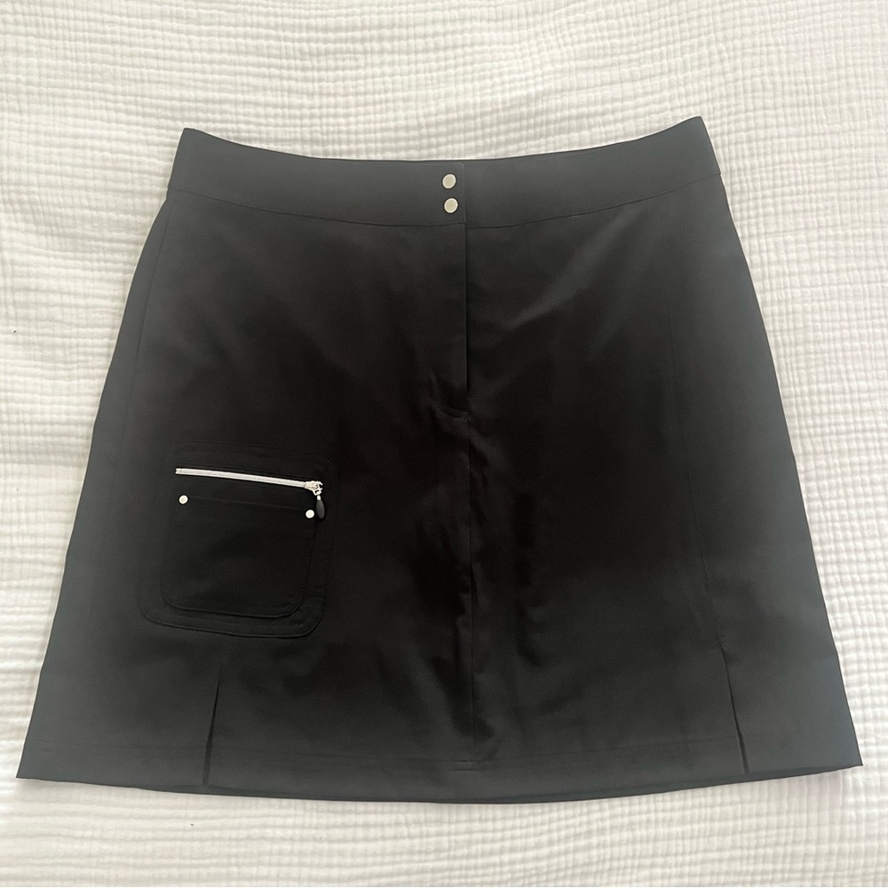 CHICOS Zenergy golf skirt Size 1.5 Never worn Black